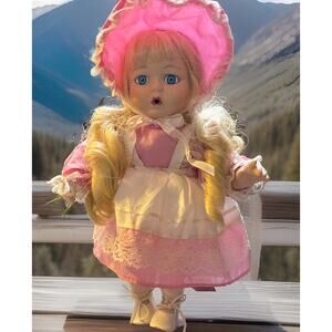 -DOLL Porcelain Doll Blue Eyes Blond 10” Pink&White Dress W/shoes Bonnet & Stand